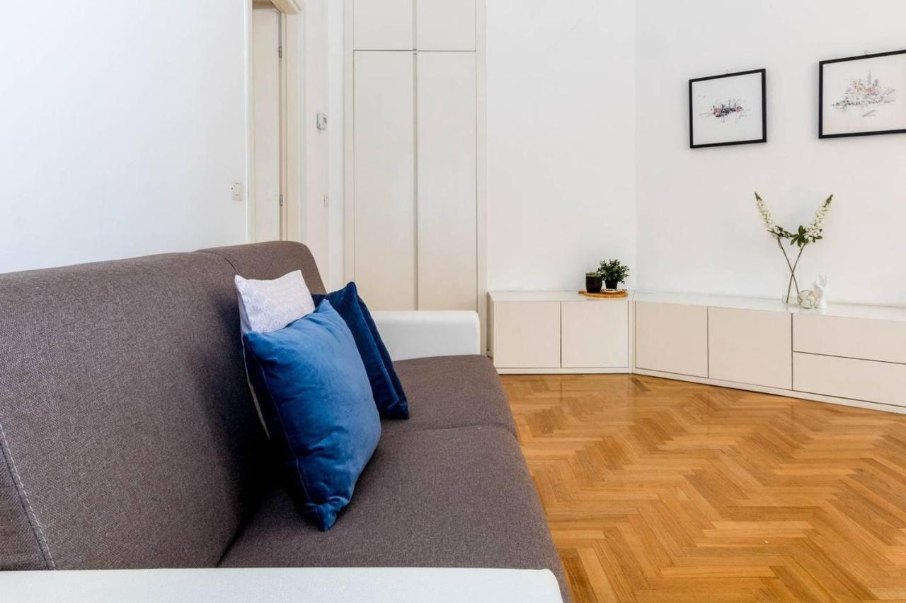 ALTIDO Darsena Apartment Milano Exteriör bild